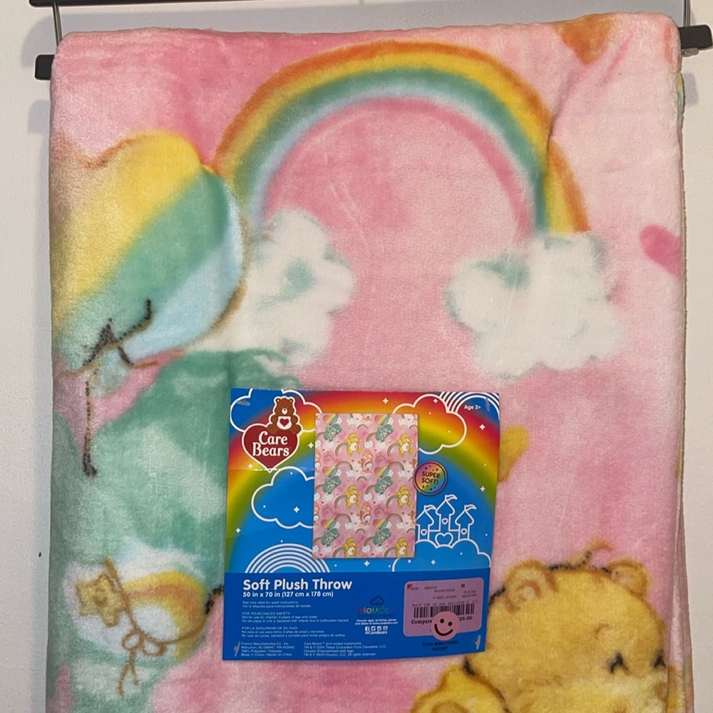 Brand new Care Bears soft plush throw 🩷💕